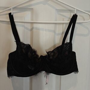 VICTORIAS SECRET Lace Bra